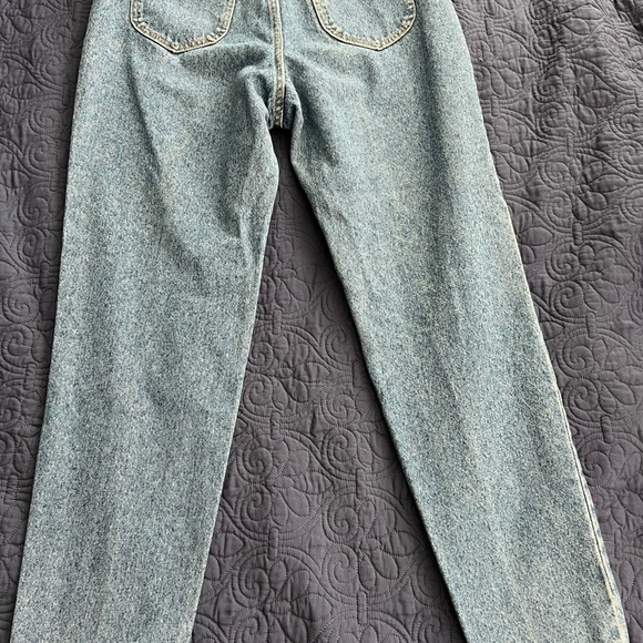 Vintage Lee Riders jeans.  Size 14 medium.  Tapered leg. - Picture 7 of 9